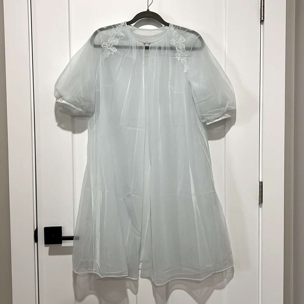 Vintage 1960s Vanity Fair, Light Blue Sheer Robe Nighty coverup Lingerie